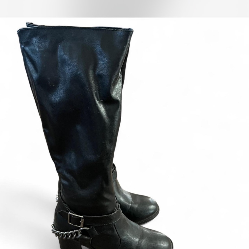 Black Leather Knee-High Boots